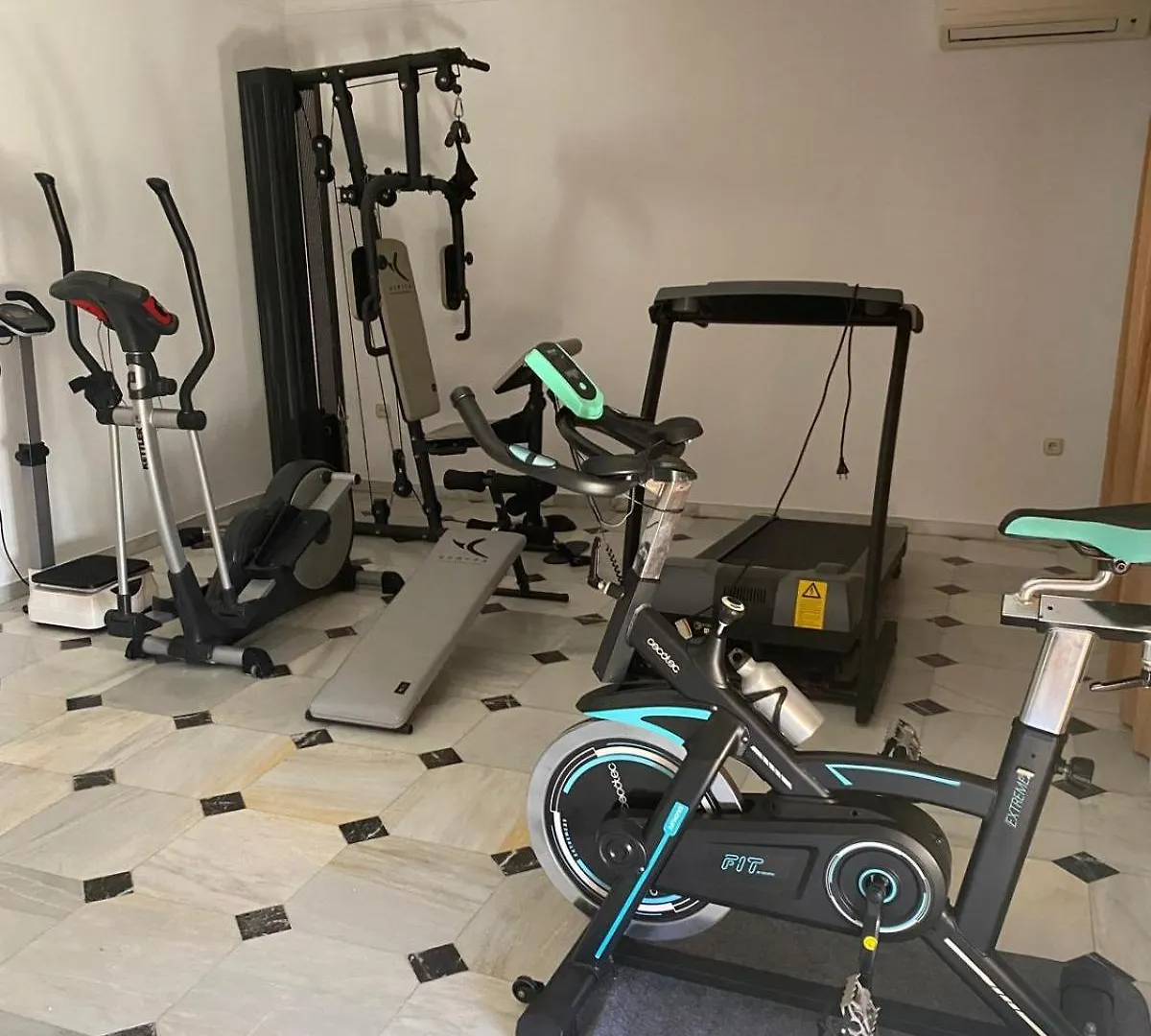 Vivienda Monterreal Primera Linea Playa Estepona Spanien