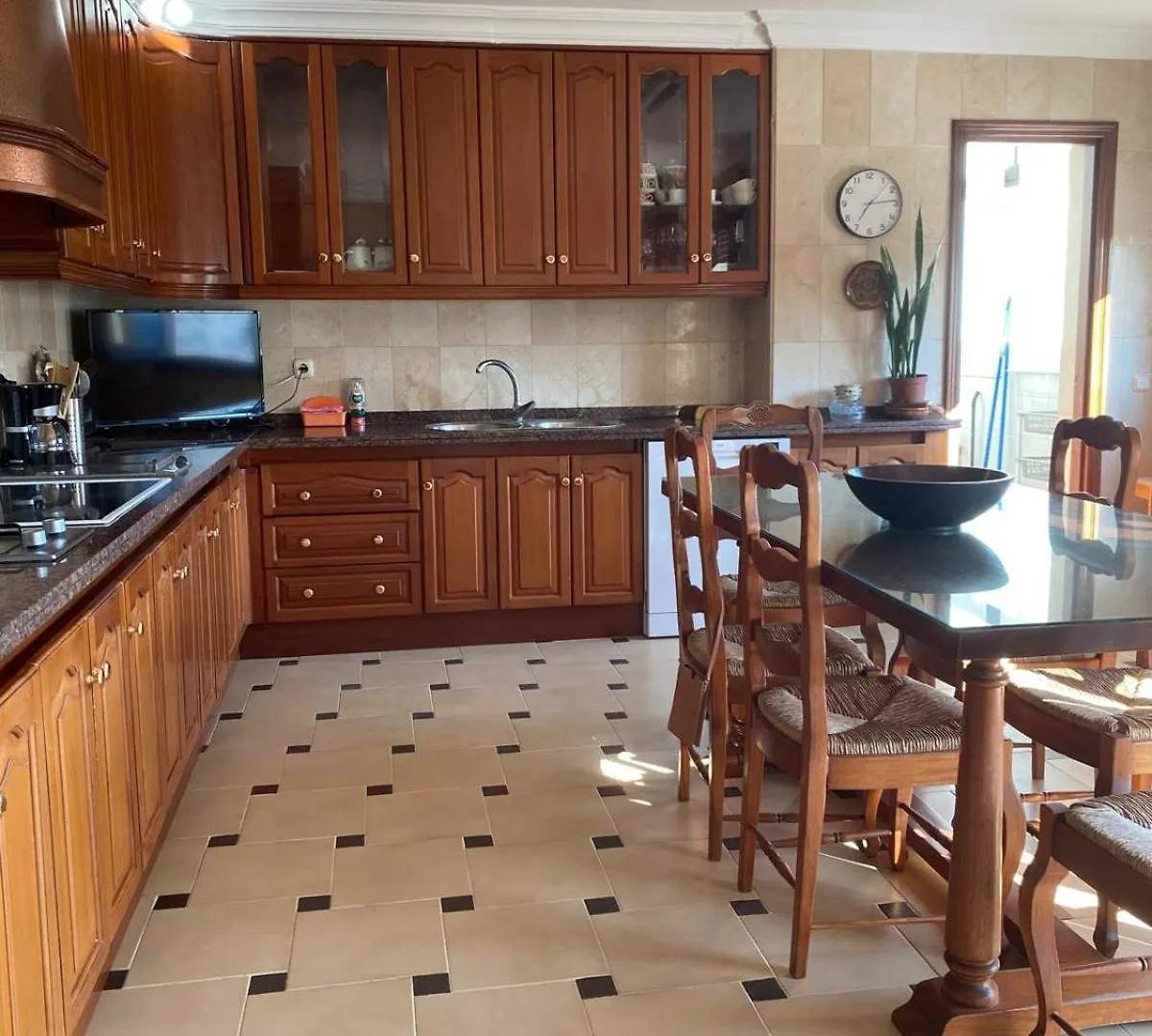 Vivienda Monterreal Primera Linea Playa Estepona 0*,