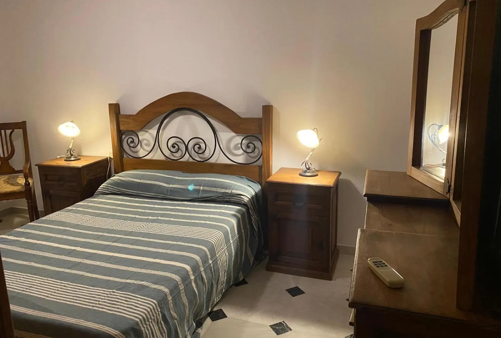 Vivienda Monterreal Primera Linea Playa Estepona Spain
